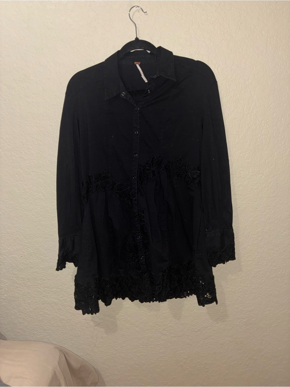 Free People Black Embroidered tunic Dress boho lace trim button front XS - Picture 4 of 5